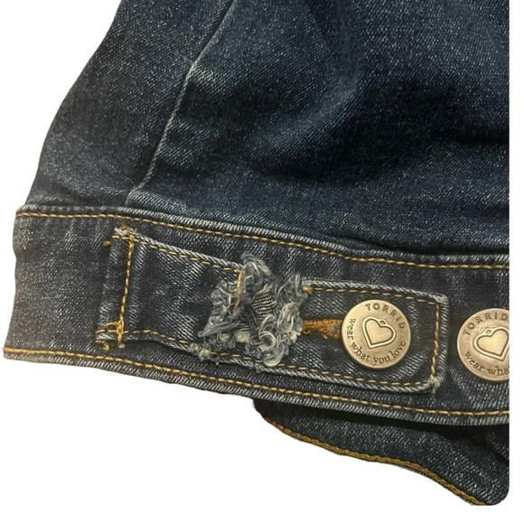 Torrid distressed denim jacket size 1 (14-16 or 1X) - Picture 6 of 8